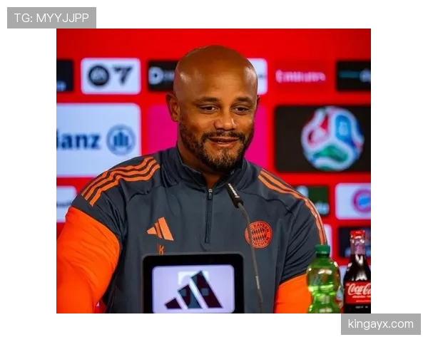 孔帕尼这生活也太像影帝了吧，教练夹克下面藏着贵族日常